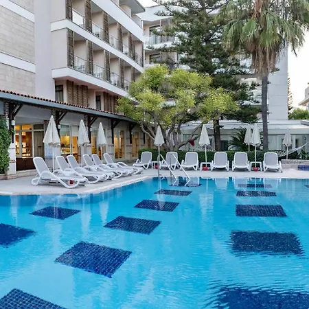 Trendy Adults Only Σιντέ