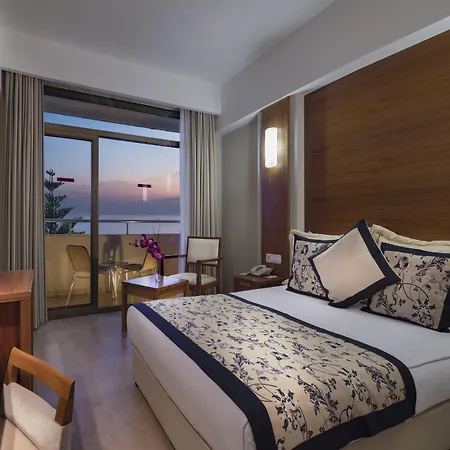 Trendy Adults Only Hotel Sidé