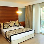 Trendy Adults Only 4*