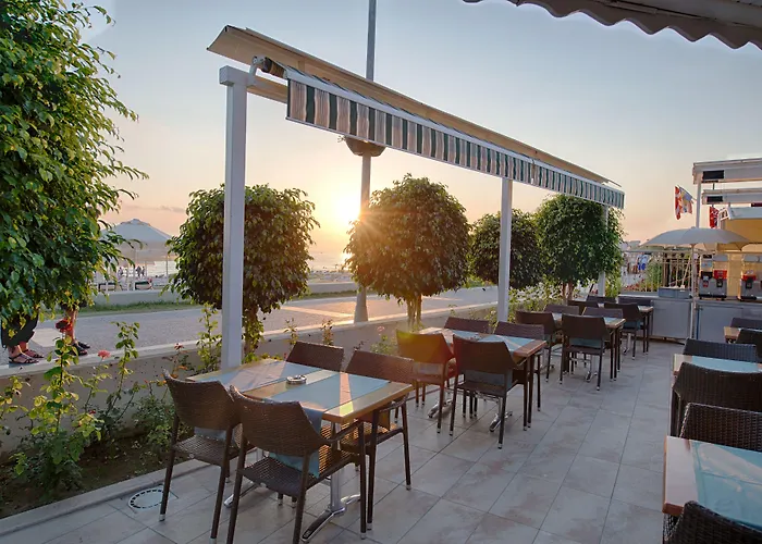 Trendy Adults Only Hotel Side